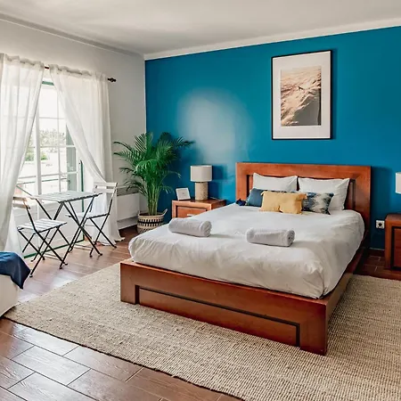 Bed & Breakfast In My House Baleal Ferrel (Leiria)